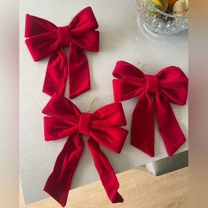 Elegant Red Velvet Bows